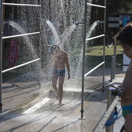 Canado Family Feriested 4*