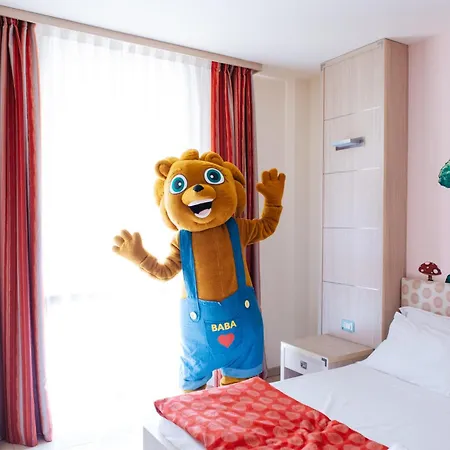 Canado Club Family Village
