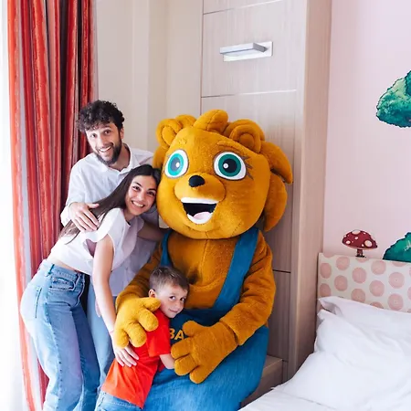 Canado Club Family Village 4*