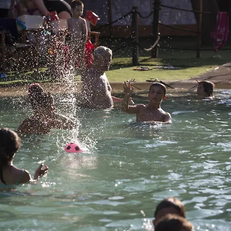 リゾート Canado Family