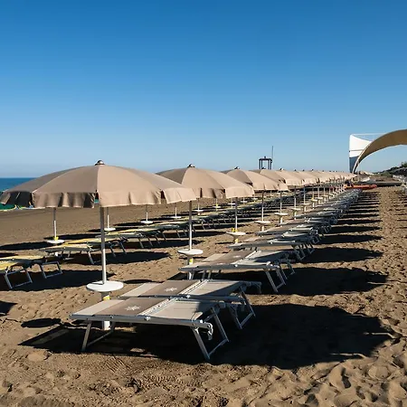 Rezort Canado Club Family Village 4*